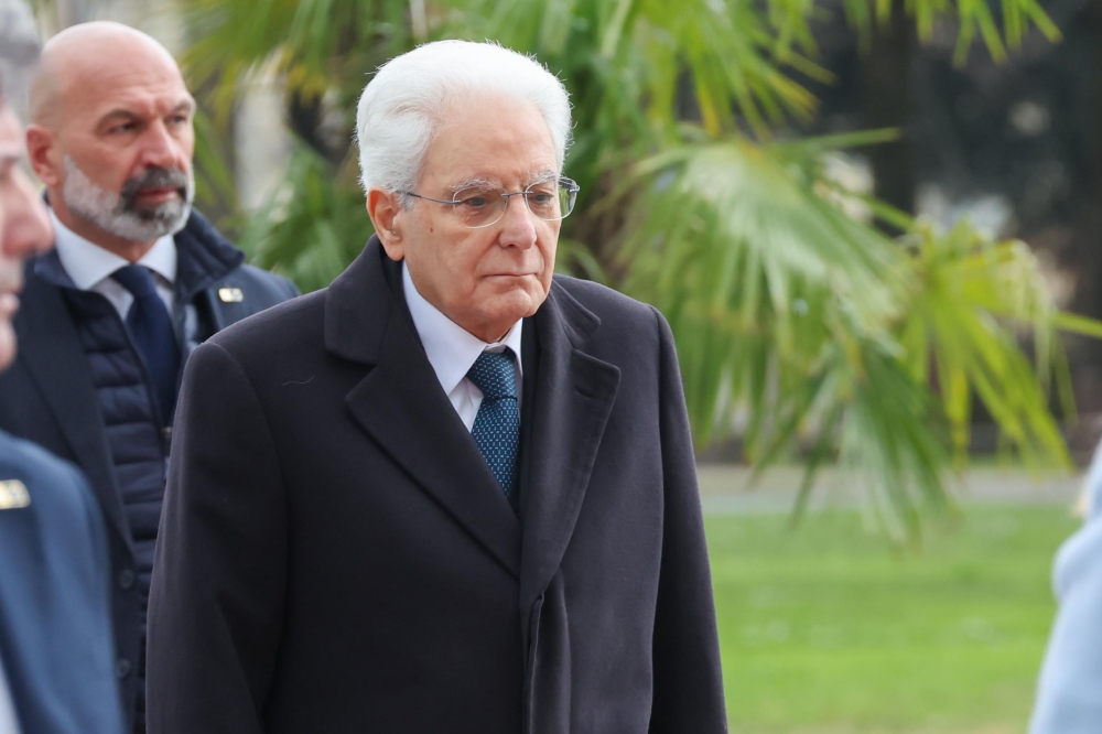 Mattarella lascia Santa Croce